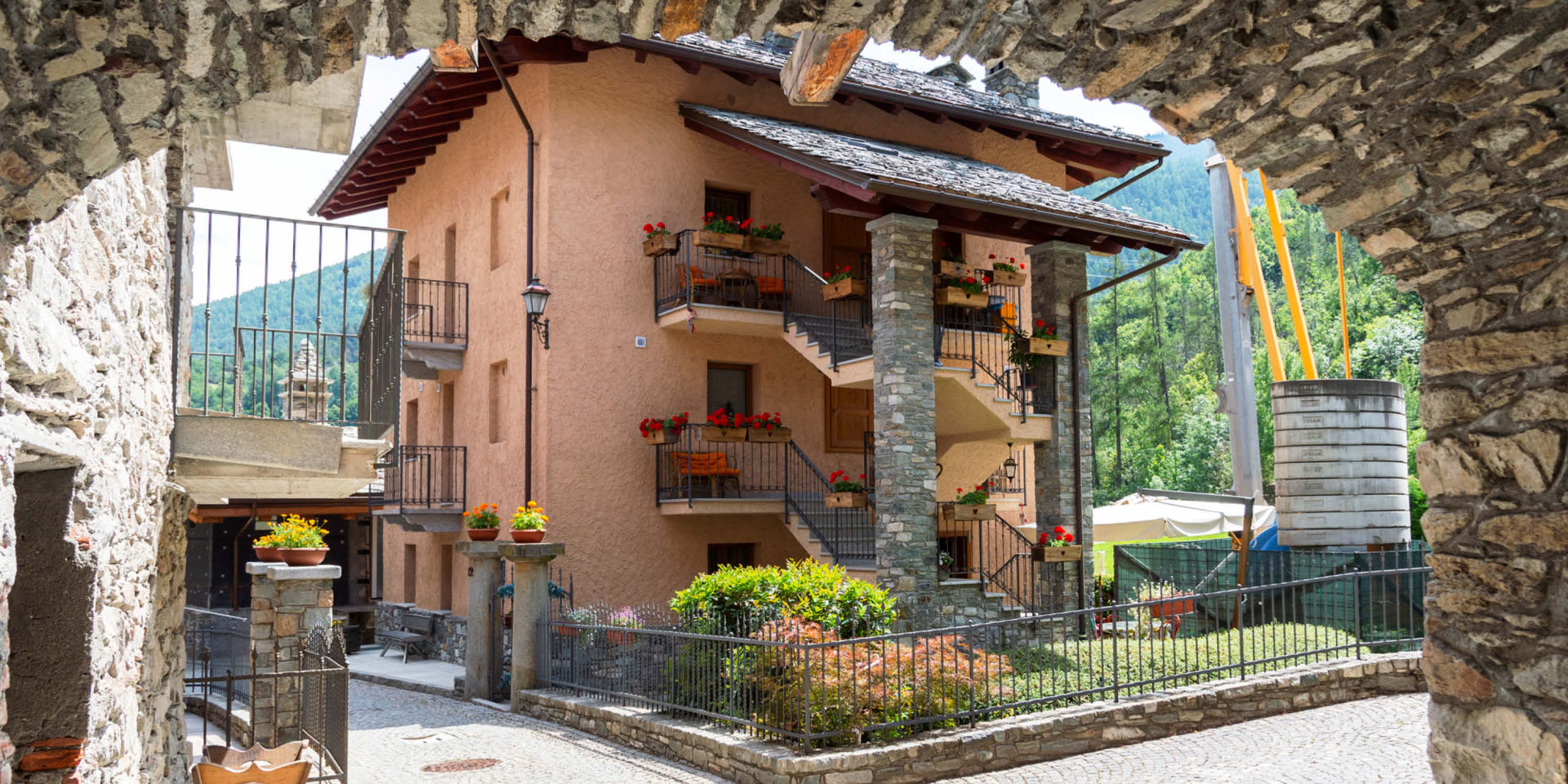 Luboz Costruzioni Valle D'Aosta Residence Courmayeur Le Grand Chalet